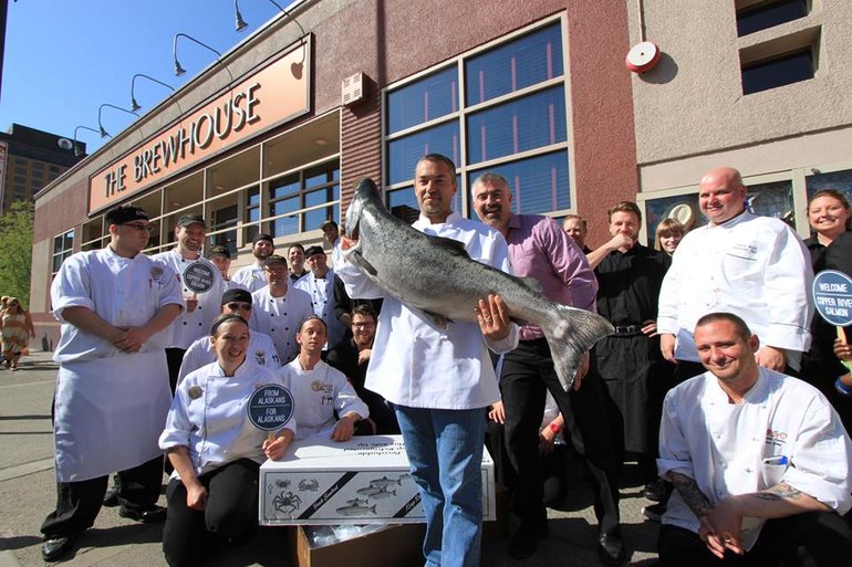 Glacier Brewhouse Staff